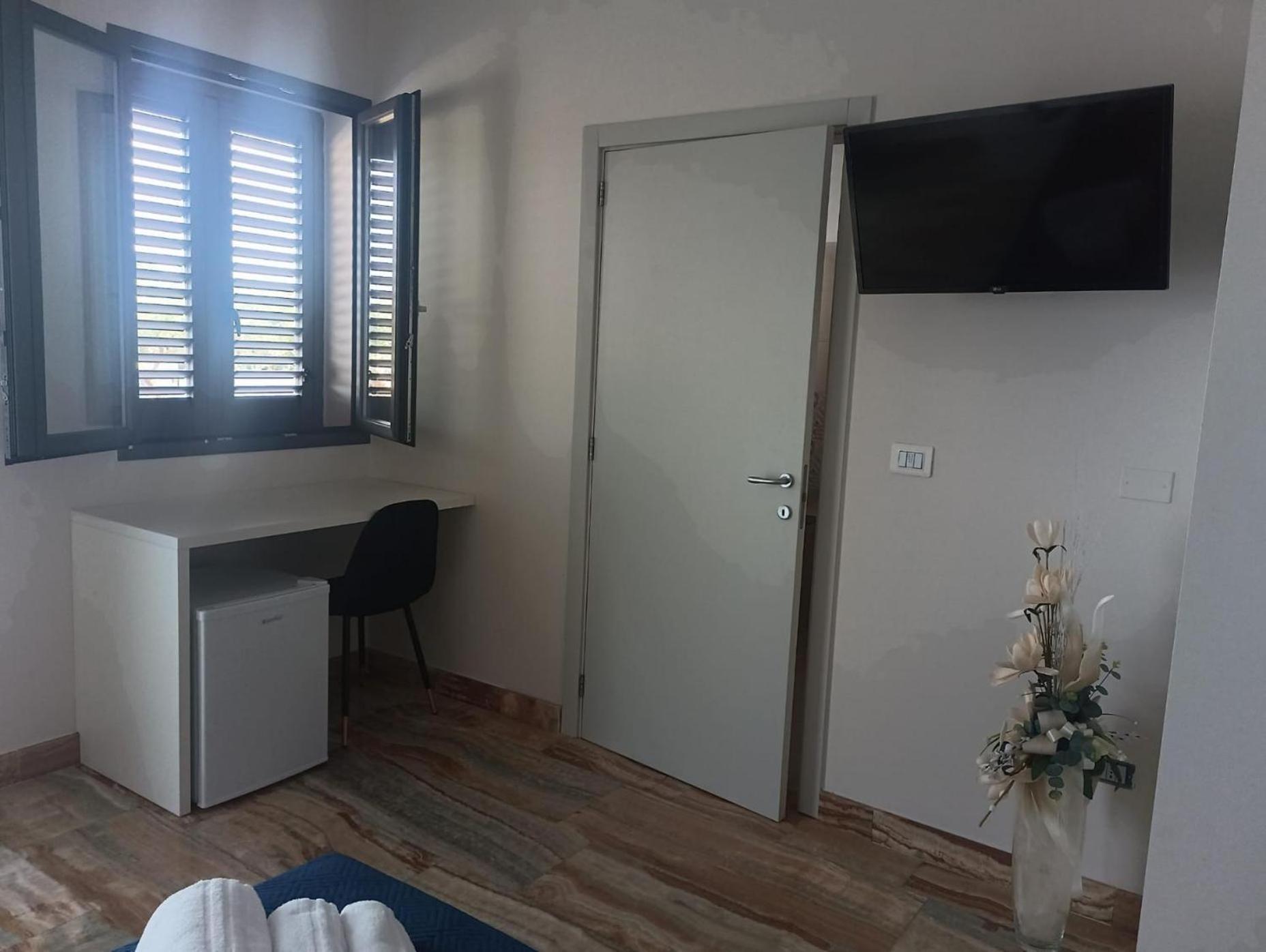 Agriturismo Cutura Agri Resort Parabita Eksteriør billede